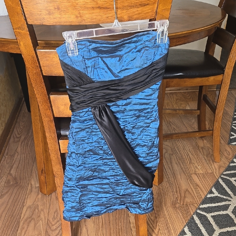 BCBG Maxazria Blue and Black Strapless Dress